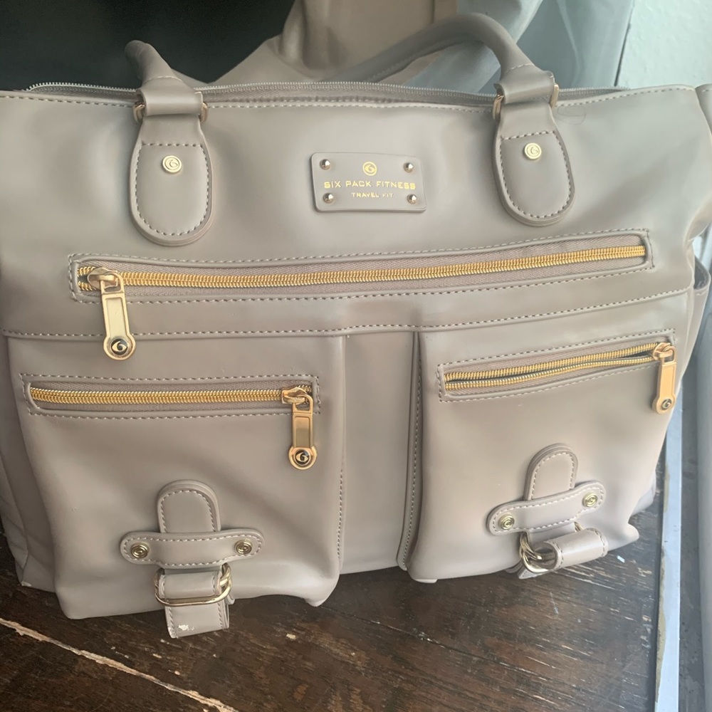 Six pack fitness travel fit